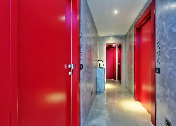 Guest house Mama's 4*