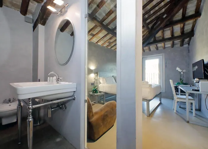 Mama's Guest house 4*